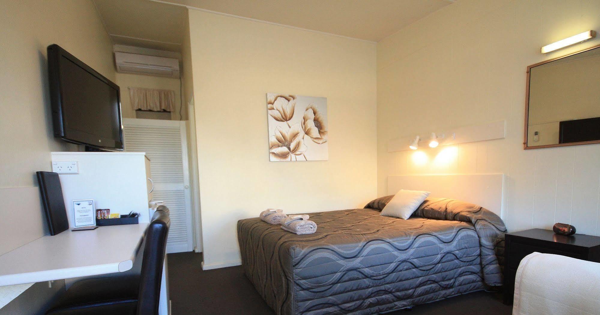 Hi Way Motor Inn Yass Exteriör bild